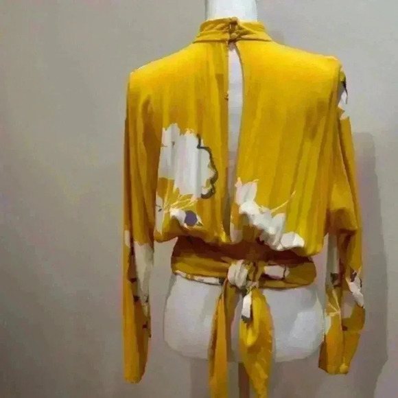 Free People Floral Yellow Mock Neck Top Size Small/Petite - Picture 2 of 9